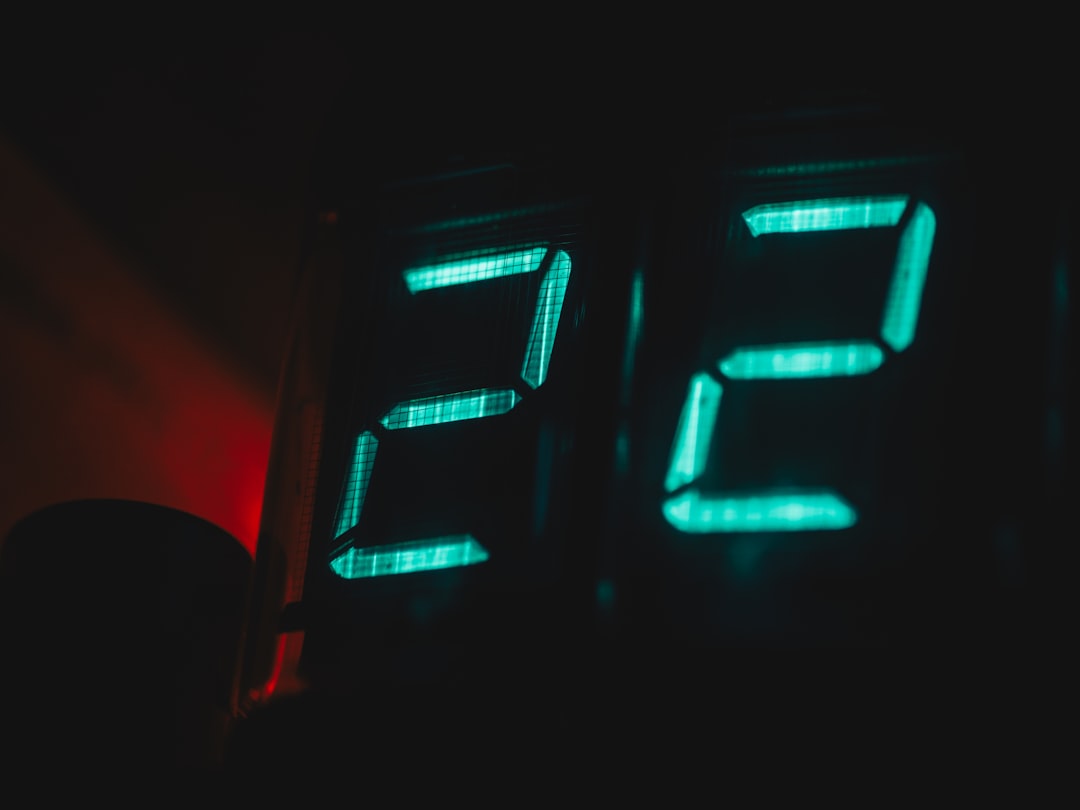 Photo same numbers on clock