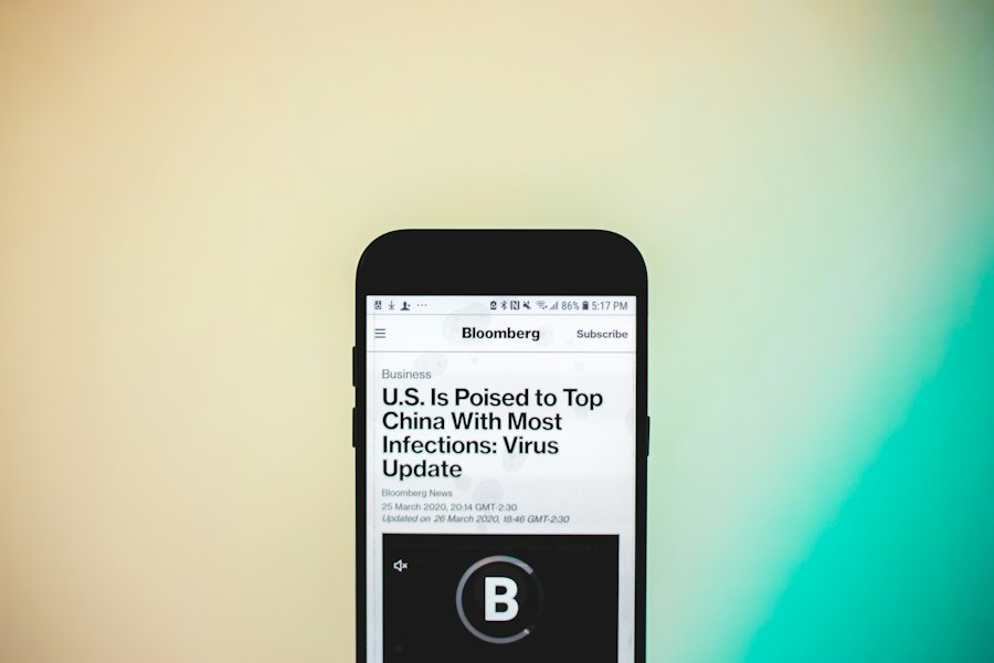 Photo algorithm influence news feed