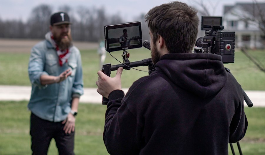 mobile journalism field reporting